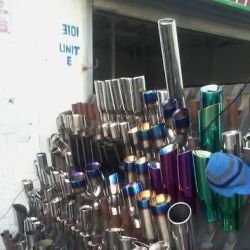 J & J Muffler Shop ico