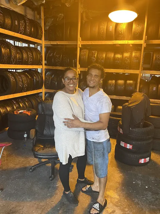 Frankford Auto Repair & Tire shop 3
