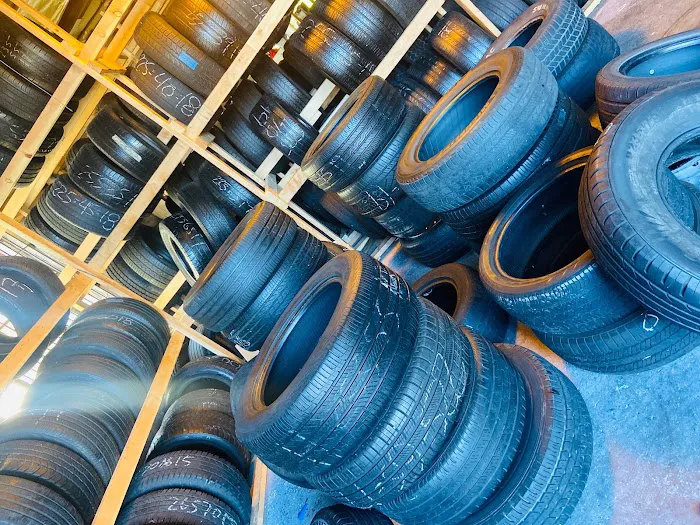 Frankford Auto Repair & Tire shop 6