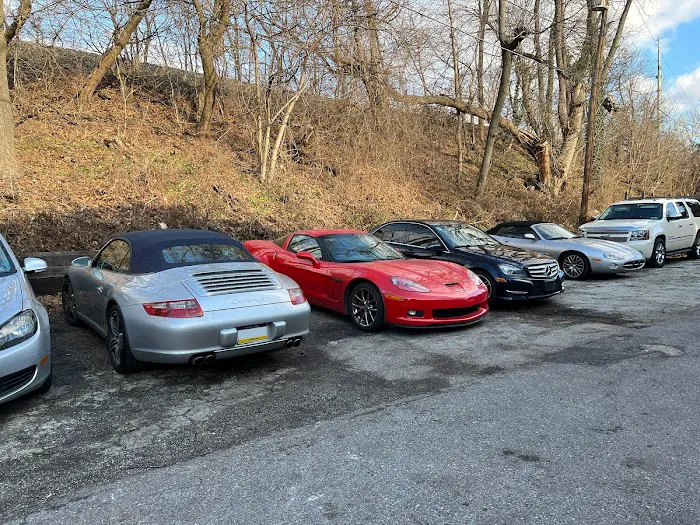 J&J Motors 1