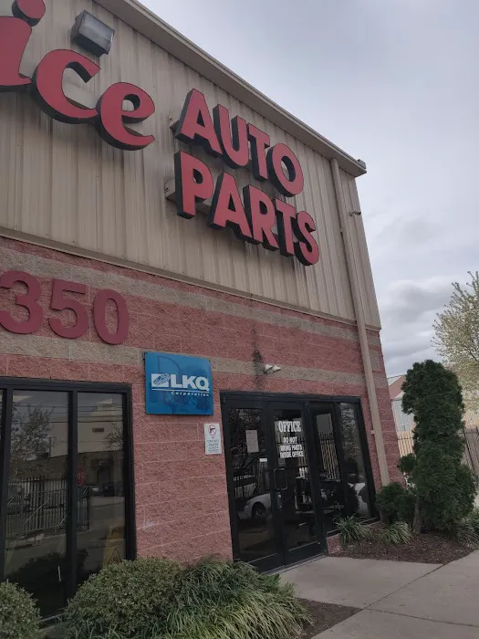 LKQ Venice Auto Parts 6