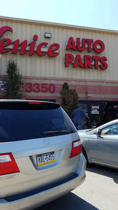 LKQ Venice Auto Parts 1