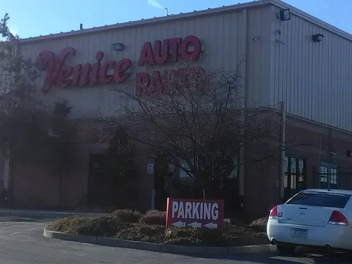 LKQ Venice Auto Parts 7