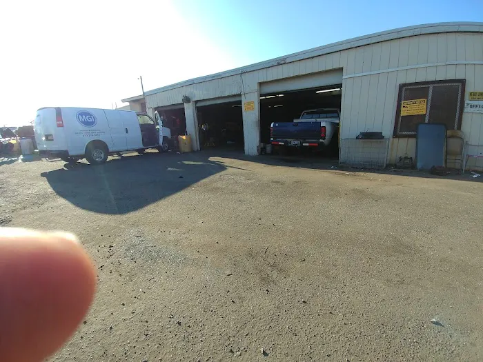 B & L Auto Glass & Parts 2