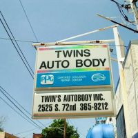 Twins Auto Body