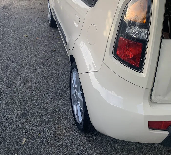 Twins Auto Body 8