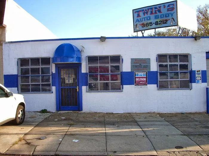 Twins Auto Body 4