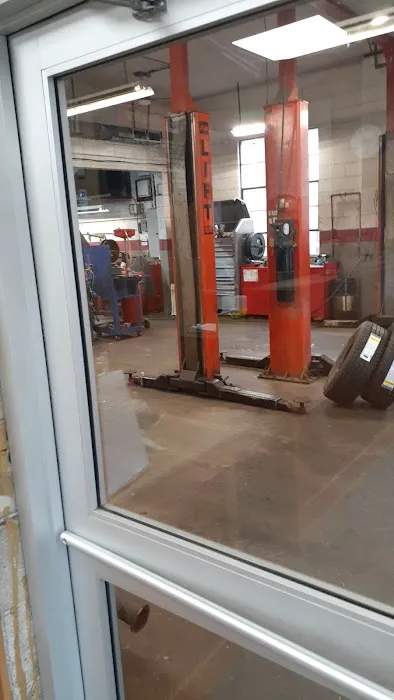 Wayne's Automotive 4