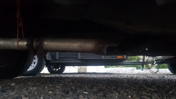 R & B Auto 0