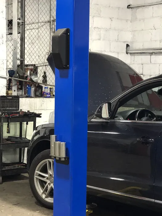 car doctors auto repair and body shop 4