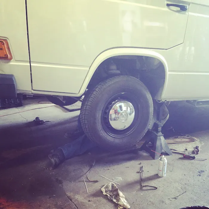 Vanagon Repair 3