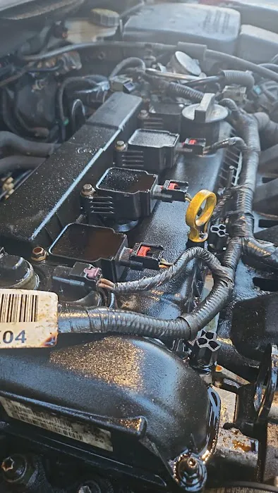 AA AUTO & TRUCK REPAIR 6