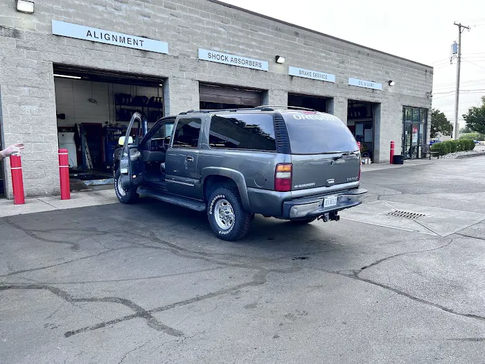 Grismer Tire & Auto Service Center 3