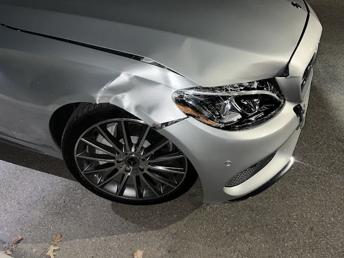 Burton’s Collision & Auto Repair 5