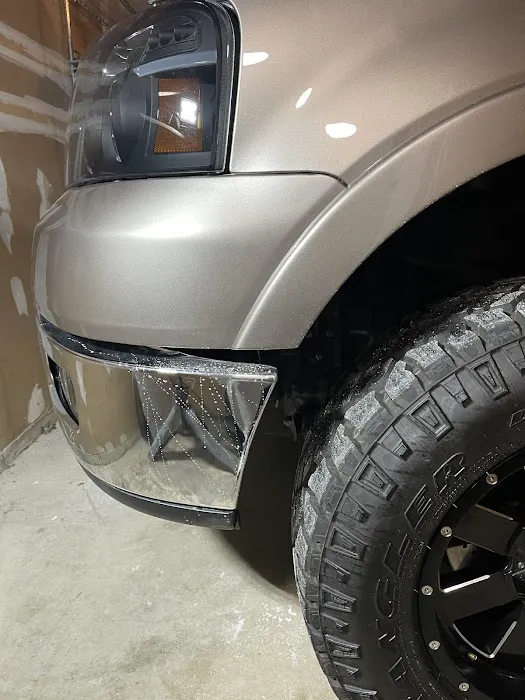 Ron's Auto Body 1