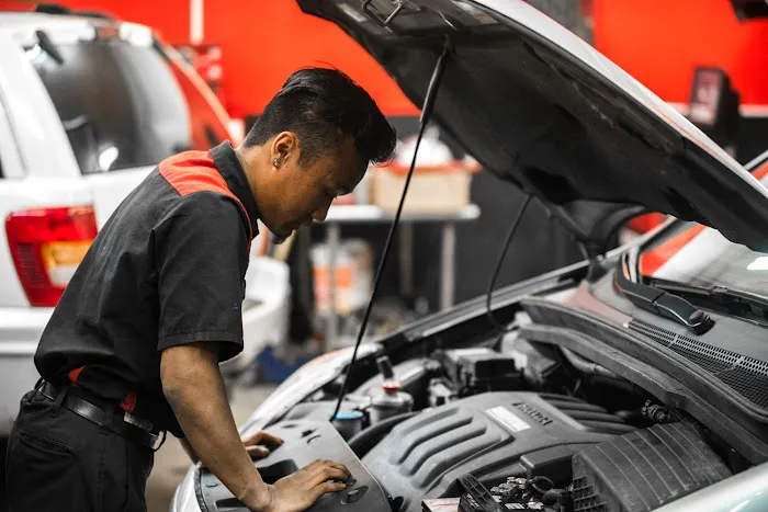 Mr. Godwrench Automotive & Tire Services 8