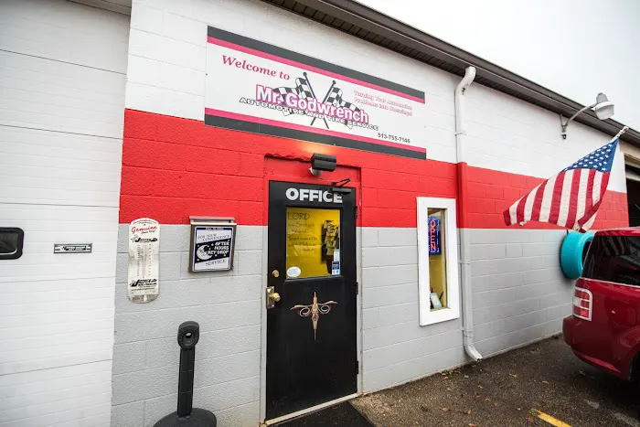 Mr. Godwrench Automotive & Tire Services 5