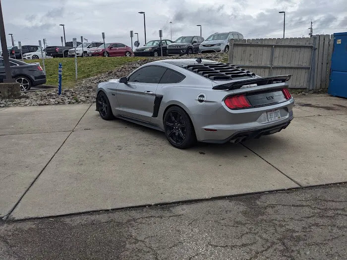 Beechmont Ford Collision Center 3