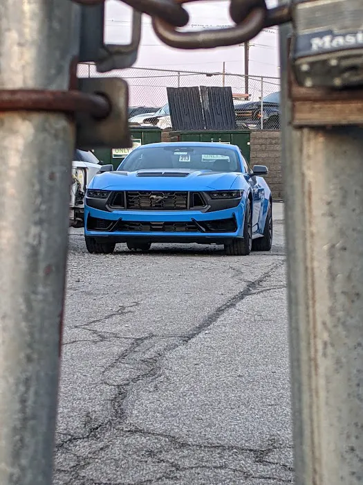 Beechmont Ford Collision Center 0