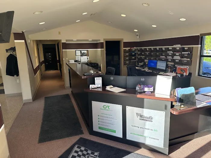 Wood's Collision Center 7