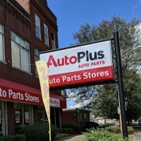AUTO PLUS