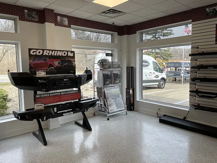 Leonard Truck Outfitters 4