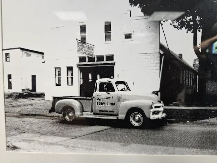 Huck's Body Shop/Ohio Valley Collision 8