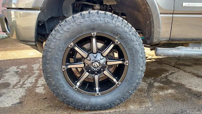 Mahone Tire Service 0