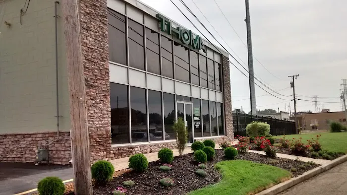 Thoma Auto Body Shop 2