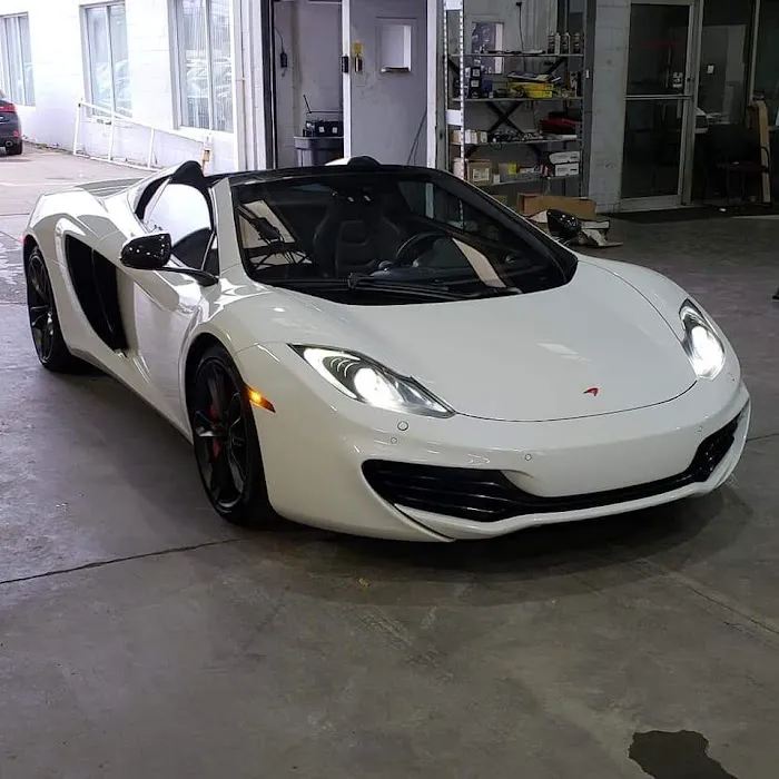 Los Veras Auto Center & Collision & Auto Glass 9