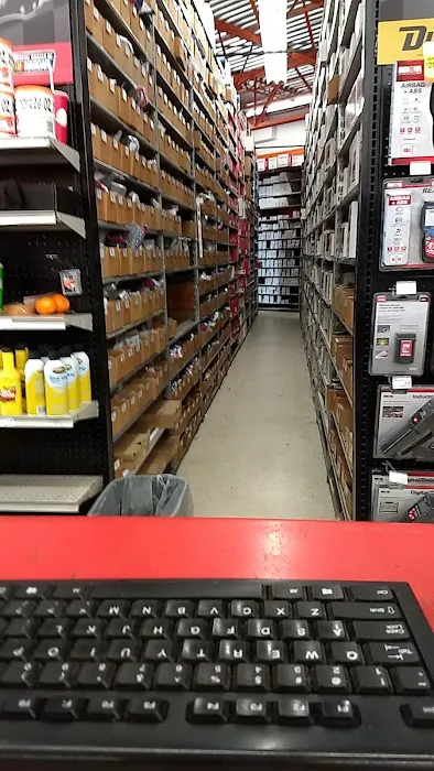 AutoZone Auto Parts 4
