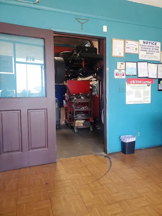 Landa's Automotive Repair 4