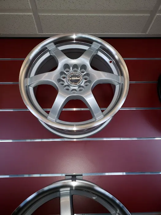 Les Schwab Tire Center 6