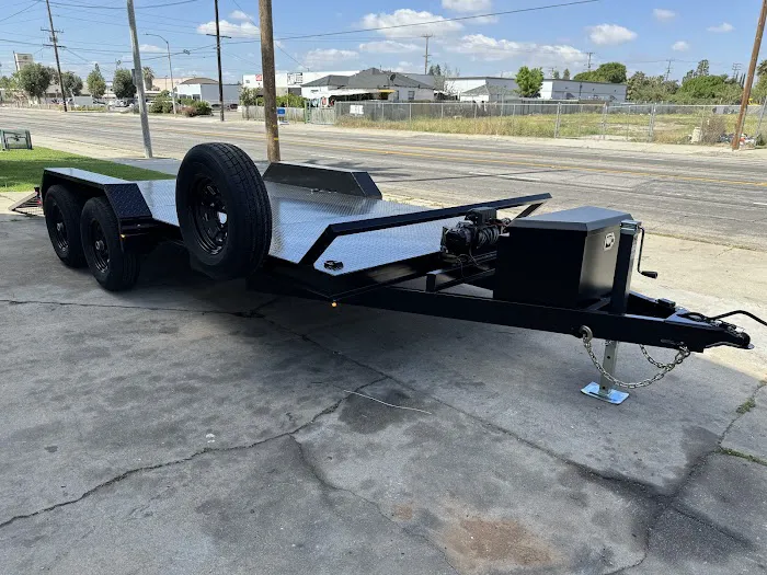 IE TRAILER REPAIR 3