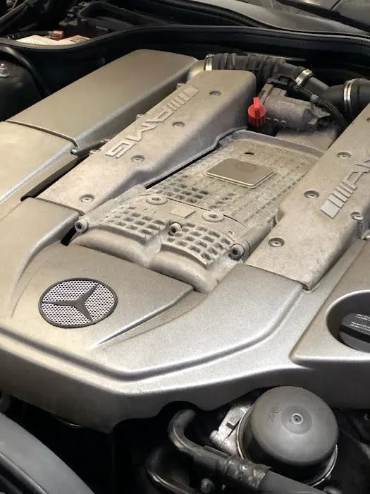SPACE25 Automotive Care 4