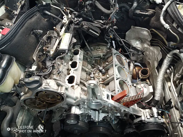 Mercedes Benz Werkstatt 9