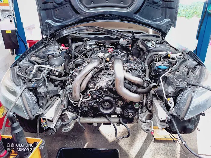 Mercedes Benz Werkstatt 6