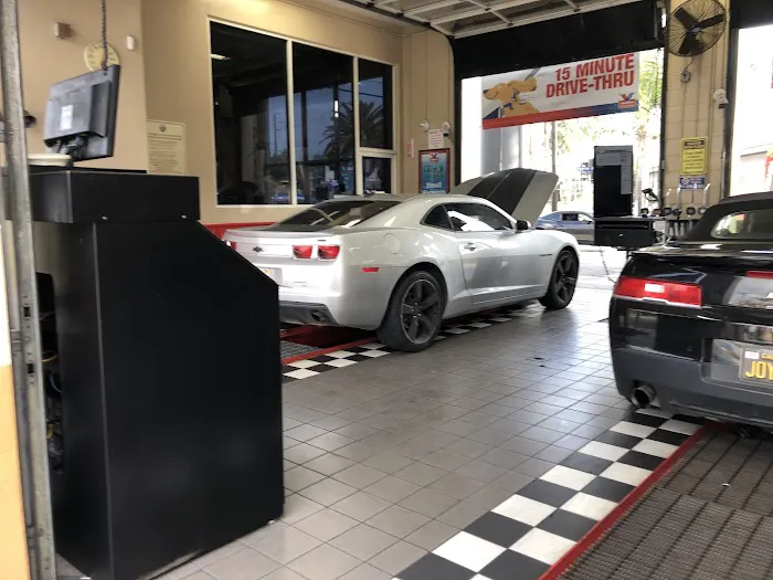 Valvoline Instant Oil Change 4