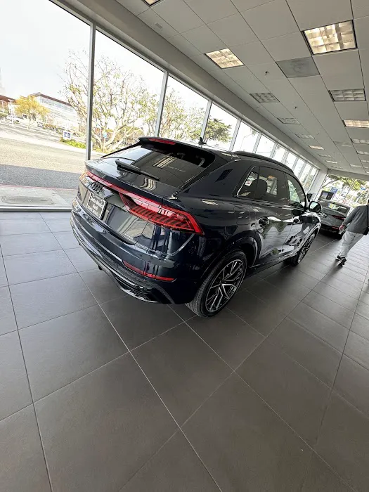 Santa Monica Audi Parts Department 2