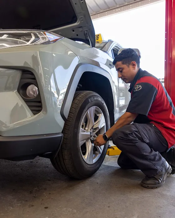Toyota Santa Monica Service 4