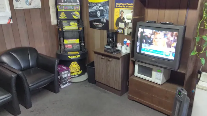 Lutz Tires & Auto Repair 0