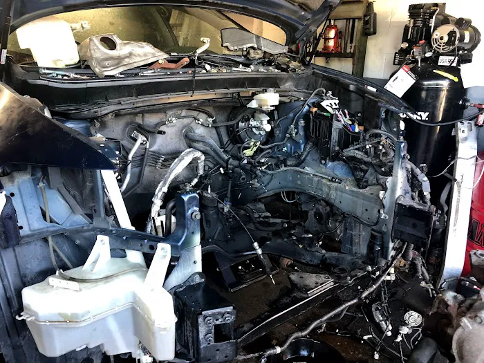 Brothers Auto Repair & Tire Center 5