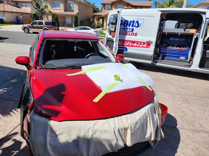 Moons Auto Glass 1