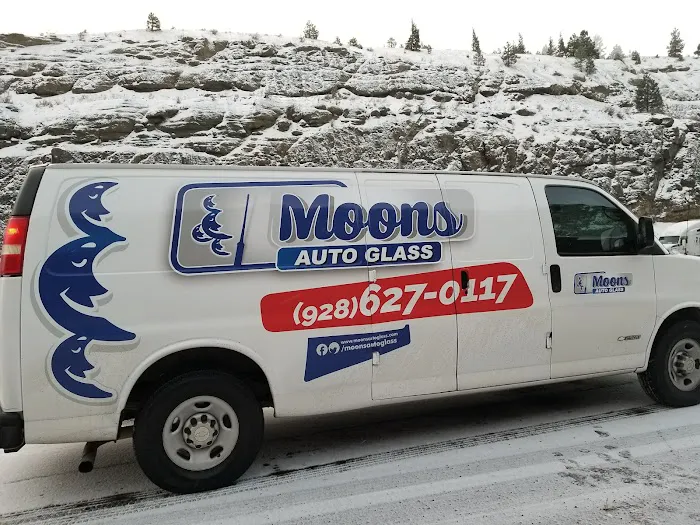 Moons Auto Glass 5