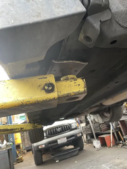 Alignment Güero Tire Shop 0