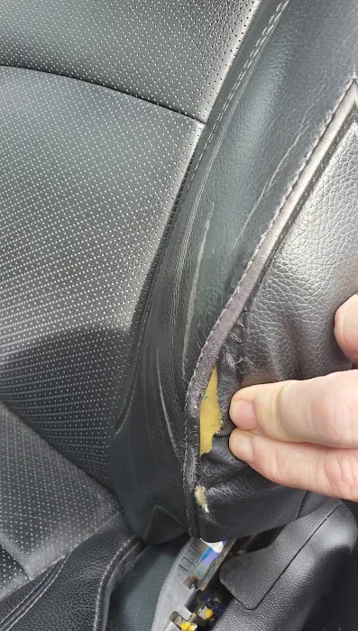 Lindy's Auto Upholstery 6