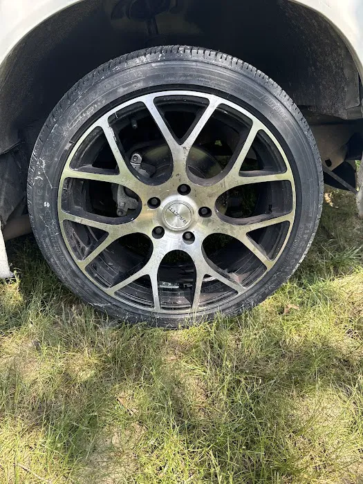T & W Rim Repair 3