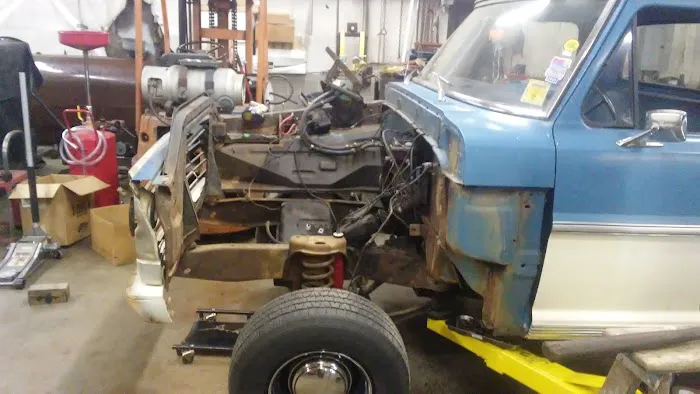 Chandler's Garage 0