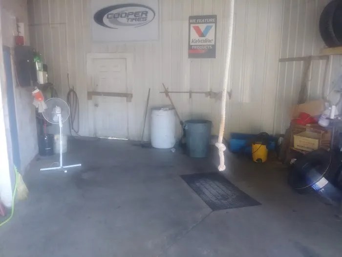 H & H Lube & More 0