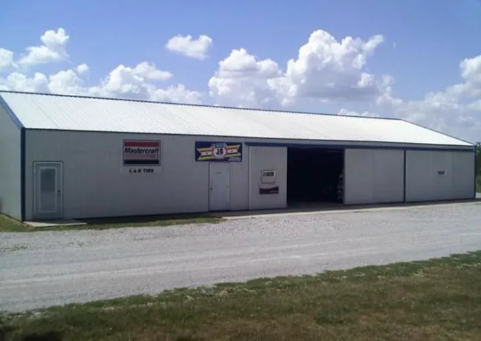 L & D Tires 0